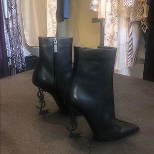 NWT YSL opyum booties never worn